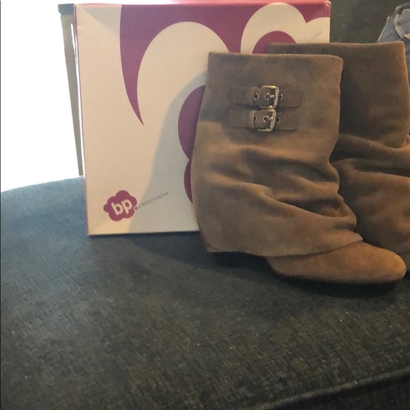 BP Nordstroms - Suede taupe boots - Picture 1 of 8